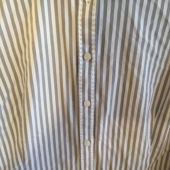 Apostrophe Brand Women’s Sz. XL Grey & White Stripe L/S Blouse - Picture 4 of 9